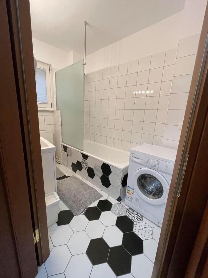 Interbellic Flat Leilighet Bucureşti Eksteriør bilde