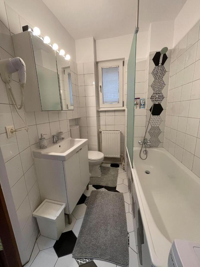 Interbellic Flat Leilighet Bucureşti Eksteriør bilde