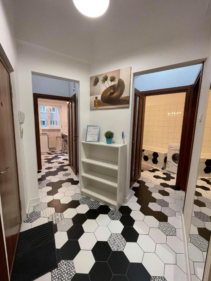 Interbellic Flat Leilighet Bucureşti Eksteriør bilde